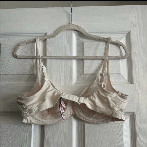 Victoria’s Secret Unlined Dream Angels Push-up Bra No Padding White/Ivory 36D - Picture 2 of 5